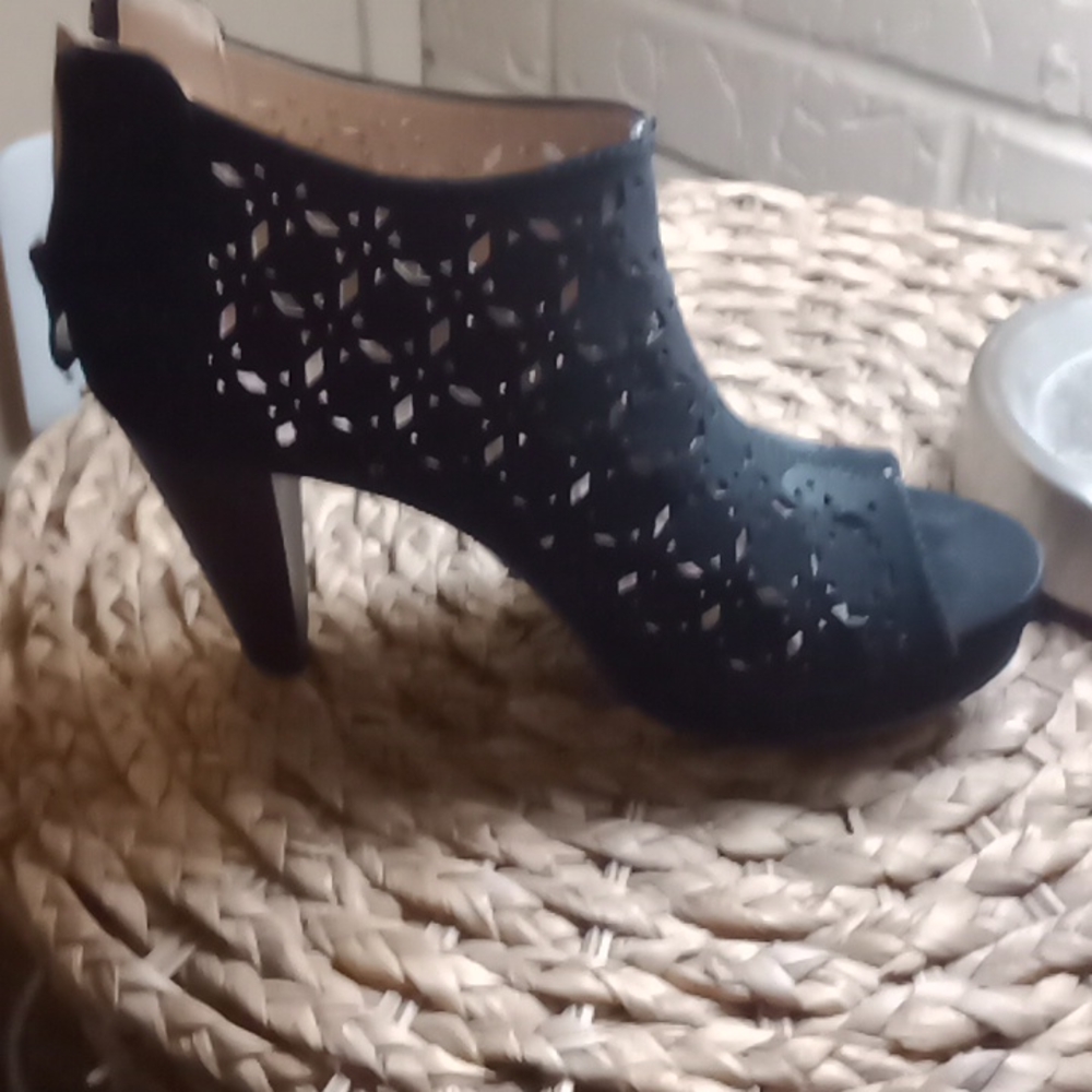 Forever size 7 heels, open toe, with zipper in the back